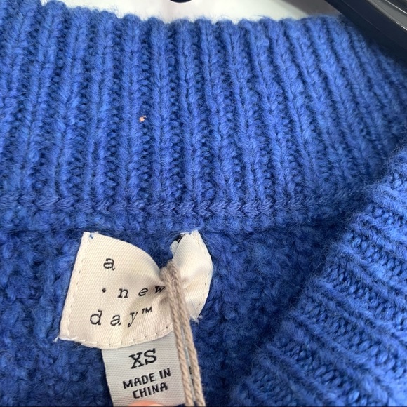A New Day Women's Blue Long Sleeve Pullover Sweater - NWT - Picture 8 of 9